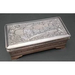 20th century silverplated Indian embellished humidor (22cm x 11cm x 7cm)