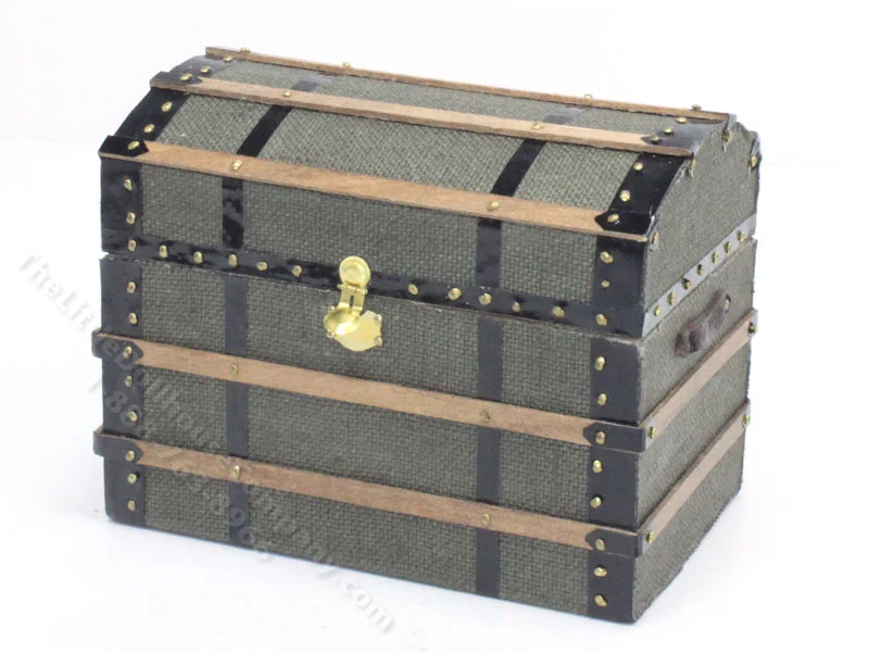 Miniature Green Steamer Trunk for Dollhouses