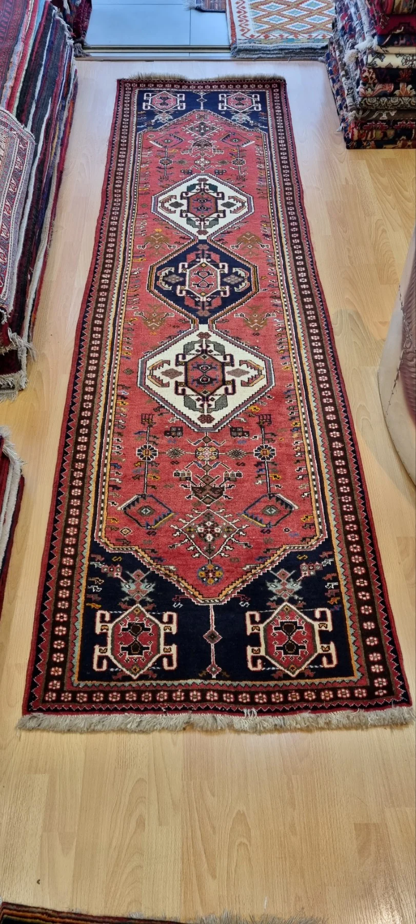 Very Fine Persian Qashqai Carpet 294cm x 78cm Hand Knotted