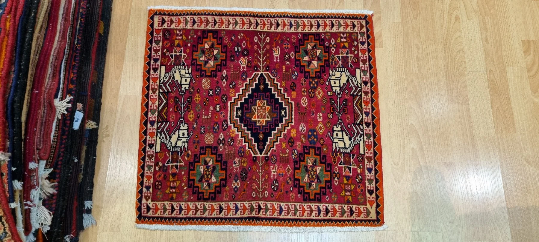Very Fine Persian Qashqai Carpet 65cm x 65cm Hand Knotted